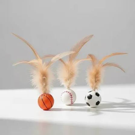MINI PELOTA CON PLUMA PARA GATO X 2UNID